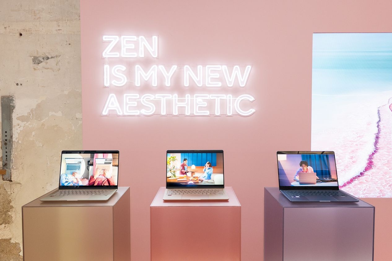 عرض حواسيب ASUS Zenbook 14 الجديدة في حدث إطلاق رسمي