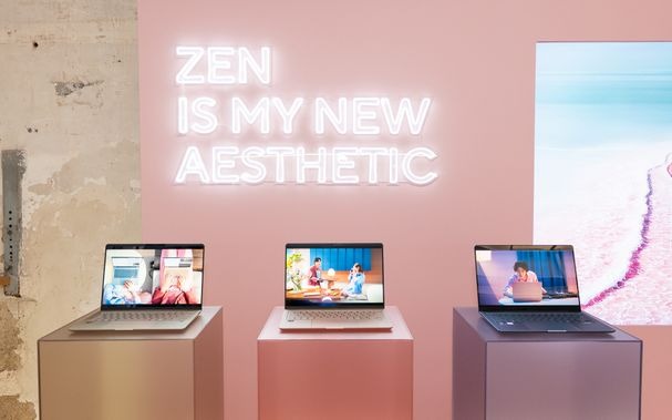 حواسيب أسوس Zenbook 14 معروضة في فعالية إطلاق رسمية
